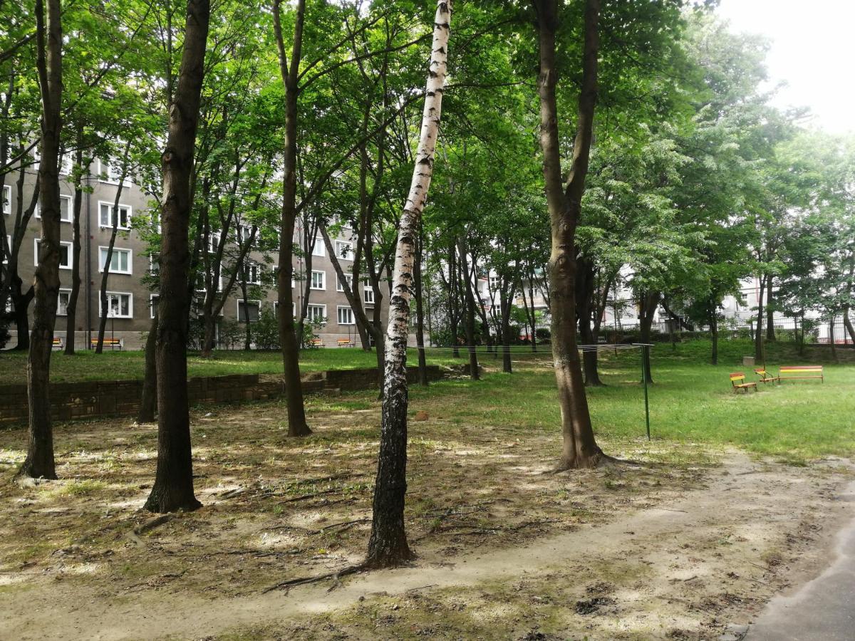 2Br Apt With Free Garage Parking, Close To The Historic Centre Pressburg Exterior foto